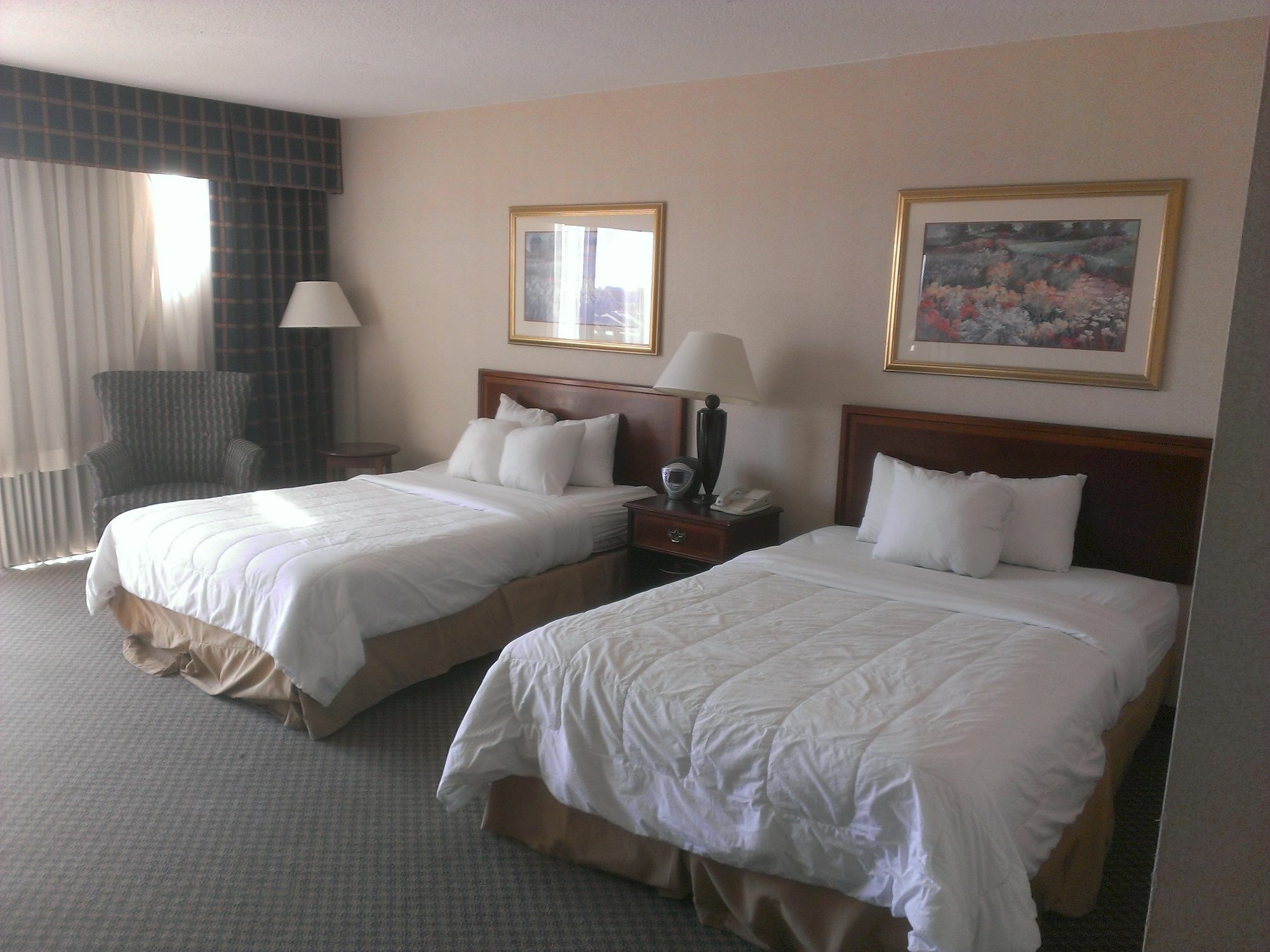 Hotel I-64 Richmond Dumbarton Eksteriør billede